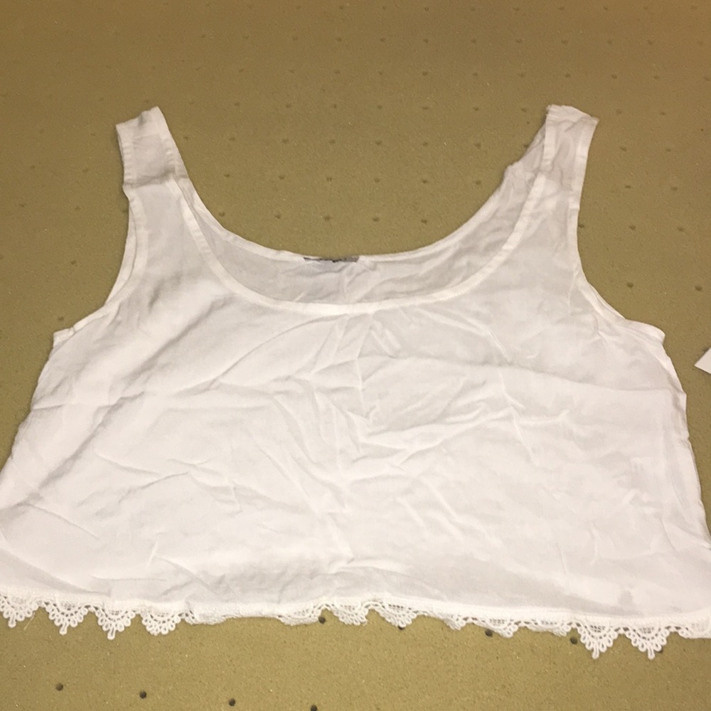 NWT white crop tank